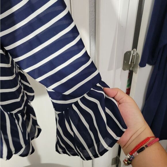 A.n.a Navy Stripe Peplum Hem Blouse With Ruffles Size XL NWT - Picture 5 of 11